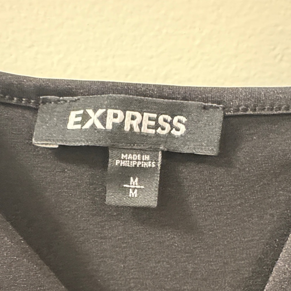 Express | Black‎ Camisole Top - Picture 2 of 5